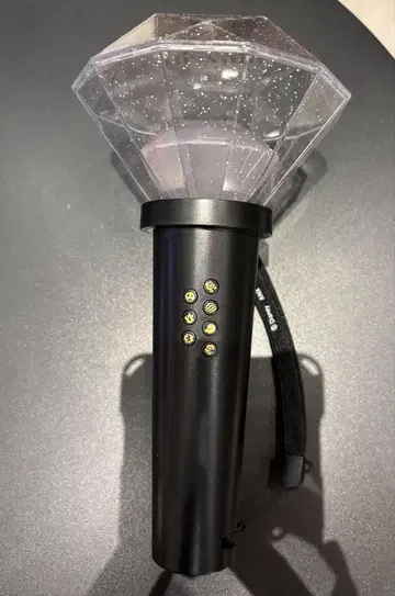 트위스테 브레이징 주얼 응원봉