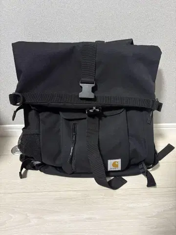 Carhartt 블랙 백팩