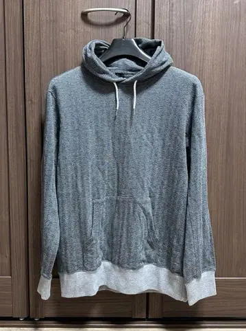 INTERMEZZO 후드티