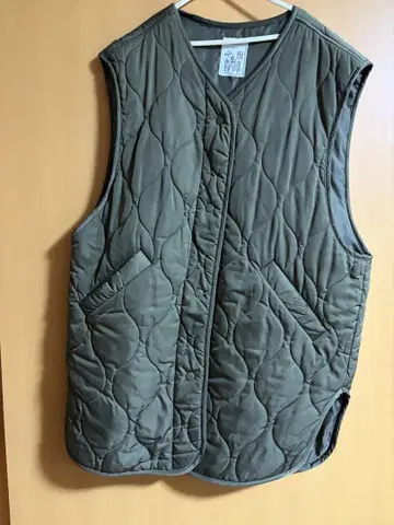 퀼팅 다운 베스트