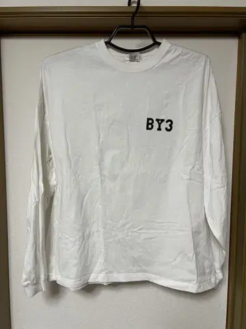 By3 XL 화이트 긴팔 T셔츠