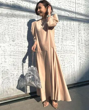 ameri MEDI 2WAY PUFF SLEEVE DRESS