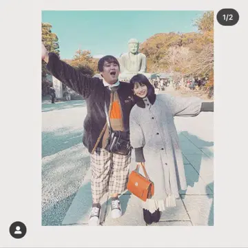 오즈모시스 플레어 래글런 코트 미나미 착용.