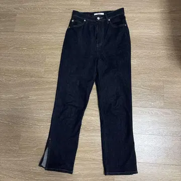 SNIDEL 다크 블루 스트레이트 데님