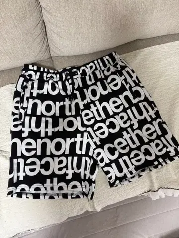The North Face 숏팬츠 L 블랙/화이트