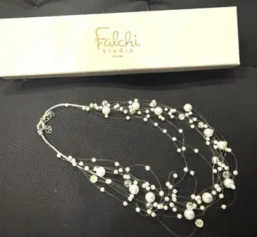 Falchi 포근한 다층 펄 목걸이