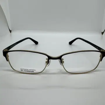 Zoff 티타늄 안경