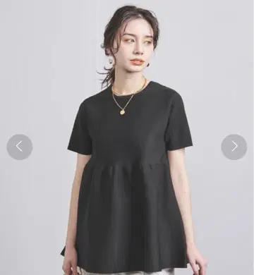 새상품급 유나이티드 애로우즈 페플럼 반팔 니트