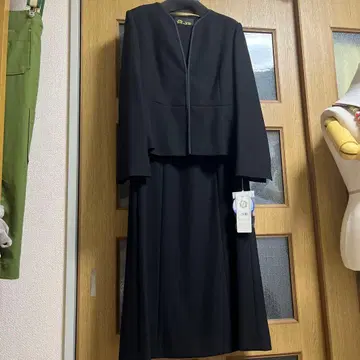 도쿄 소와르 블랙 포멀