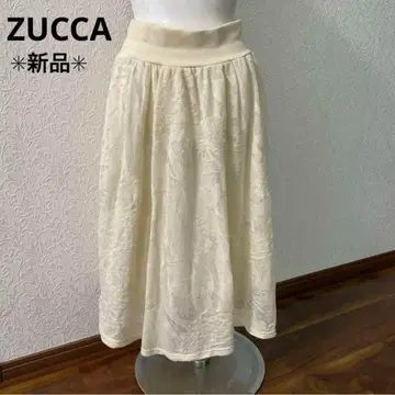 ZUCCA 새상품 아이보리 플레어 스커트