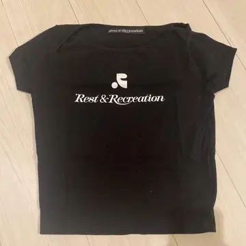 Rest & Recreation 반팔 T셔츠 블랙