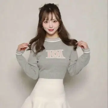 다리치 레트로 DD 로고 니트탑 그레이