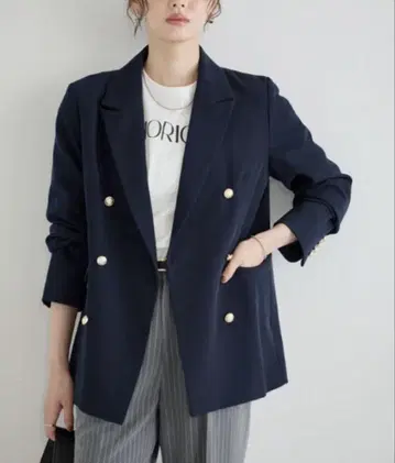 네이비 더블 브레스트 테일러드 자켓 M 사이즈