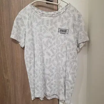 ARMANI EXCHANGE 로고 T셔츠 화이트