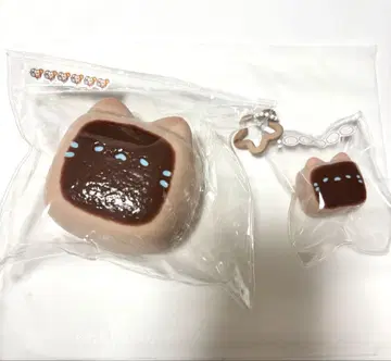 물 느낌 고양이 스퀴즈