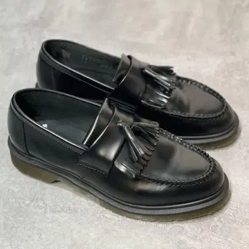 닥터마틴 ADRIAN MONO 모노 태슬 로퍼 UK9 블랙