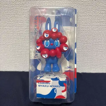 미야쿠미야쿠 클럽 피규어