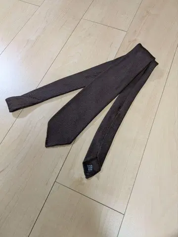 새상품급 TIE YOUR TIE 브라운 넥타이 세테피에게