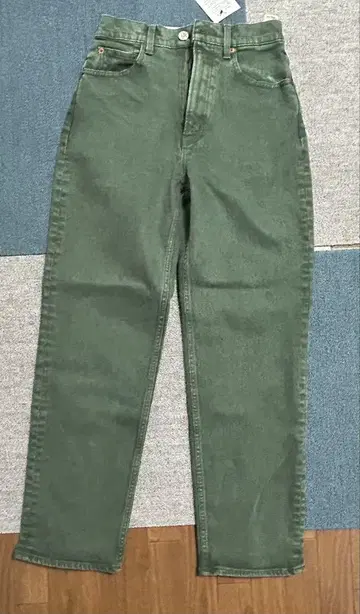 [ 미사용 새상품 ] 택 포함 MOUSSY 그린 스트레이트 데님