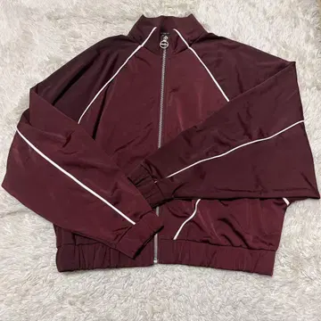 Bershka 버건디 저리 소재 집업 자켓