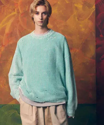 Snow Wash Damaged Crew Neck Knit