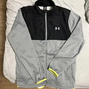 언더 아머 플리스 자켓 XL 그레이/블랙