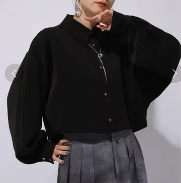 HARE TOROMI 돌먼 숏 셔츠