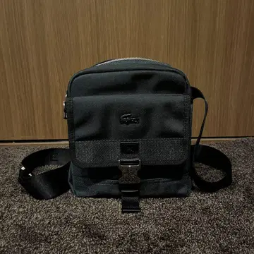 [ 새상품급 ] LACOSTE 라코스테 코메 나일론 카메라백 그린