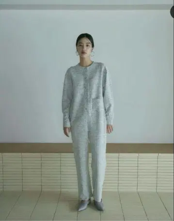 meer. 메르 트위드 점프수트