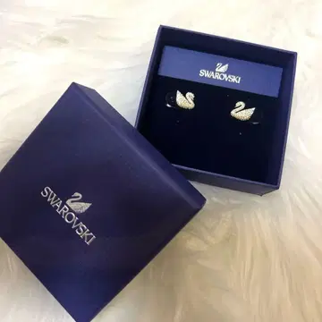 스와로브스키 스완 귀걸이 상자 없음