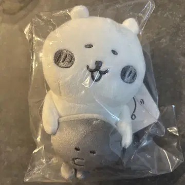 스케치 터치 데스크탑에서 지켜보는 걸이형 봉제 인형 나가노의 곰