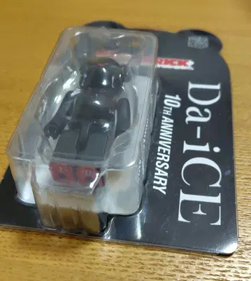 Da-iCE 10th Anniversary Bearbrick 100%