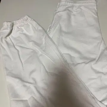 로스앤젤레스 어패럴 맨투맨 S