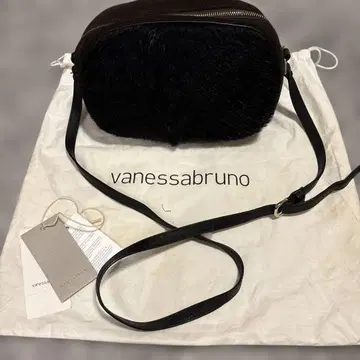vanessabruno 블랙 숄더백