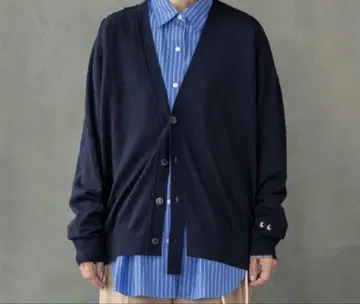 UNIQLO 안야 힌드마치 메리노 오버사이즈 V넥 가디건