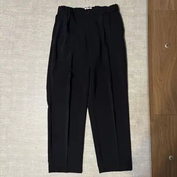 still by hand 2턱 테이퍼드 팬츠 navy
