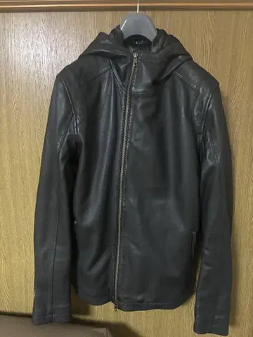 RIDEZ 후드 부착 가죽 자켓 L 사이즈 블랙