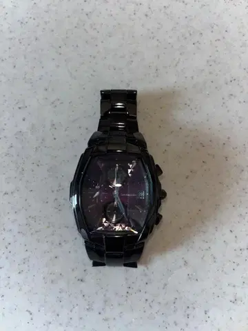 세이코 WIRED 블랙 크로노그래프 손목시계