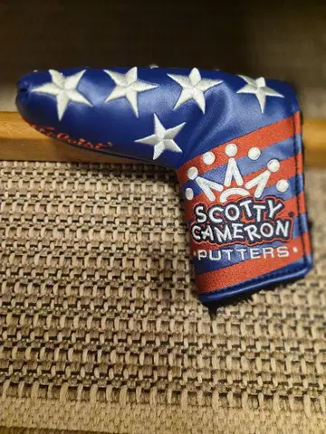 스카티 카메론 퍼터 커버 새상품급