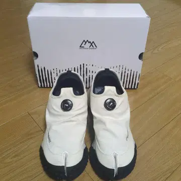CMF 'approach 03 MOC' WHITE 2025SS