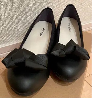 [ 새상품 ] velikoko 블랙 2Way 리본 펌프스 23.0 cm