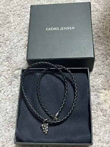 GEORG JENSEN 가죽 목걸이 초커 포도 참
