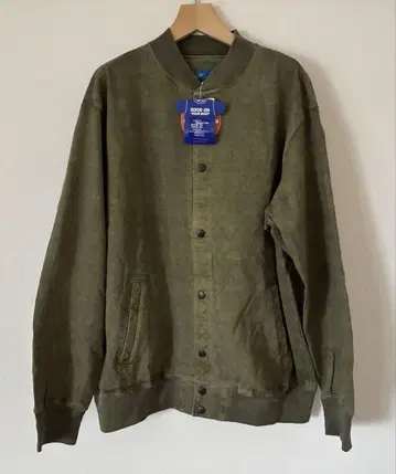 새상품 구드온 헤비 자켓 L 세이지(카키)