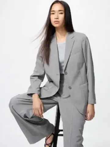UNIQLO 감동 자켓 릴랙스 핏 그레이 2025년