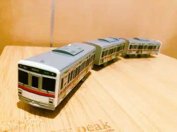 프라레일 게이오 전철 동물원선 랩핑 타마 동물공원행 7000계 게이오