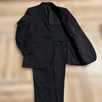 유니클로 블랙 싱글 브레스 비즈니스 정장
