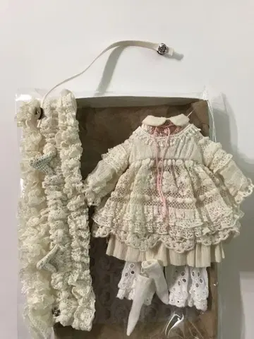 네오 브라이스용 아이보리 드레스 세트 작가님
