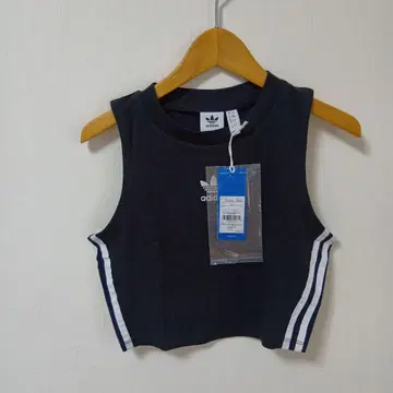 adidas 크롭 탱크탑 블랙 숏 기장