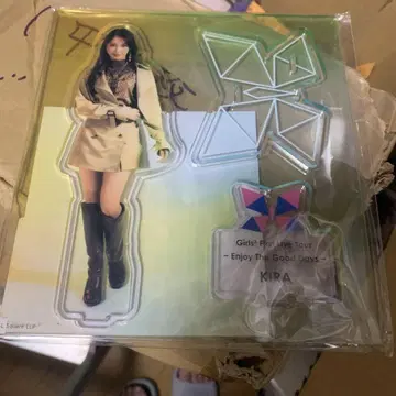 Girls' First Live Tour KIRA 아크릴 스탠드