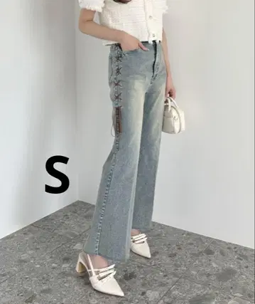 새상품급 NICE CLAUP 사이드 레이스업 스트레치 데님